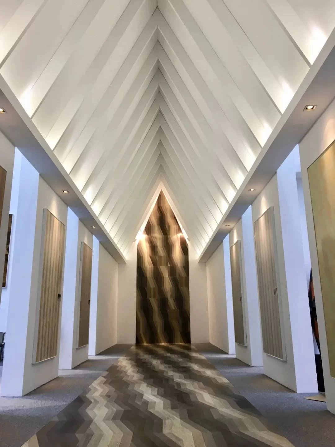 Đẹp như gỗ tự nhiên nhưng tối ưu chi phí